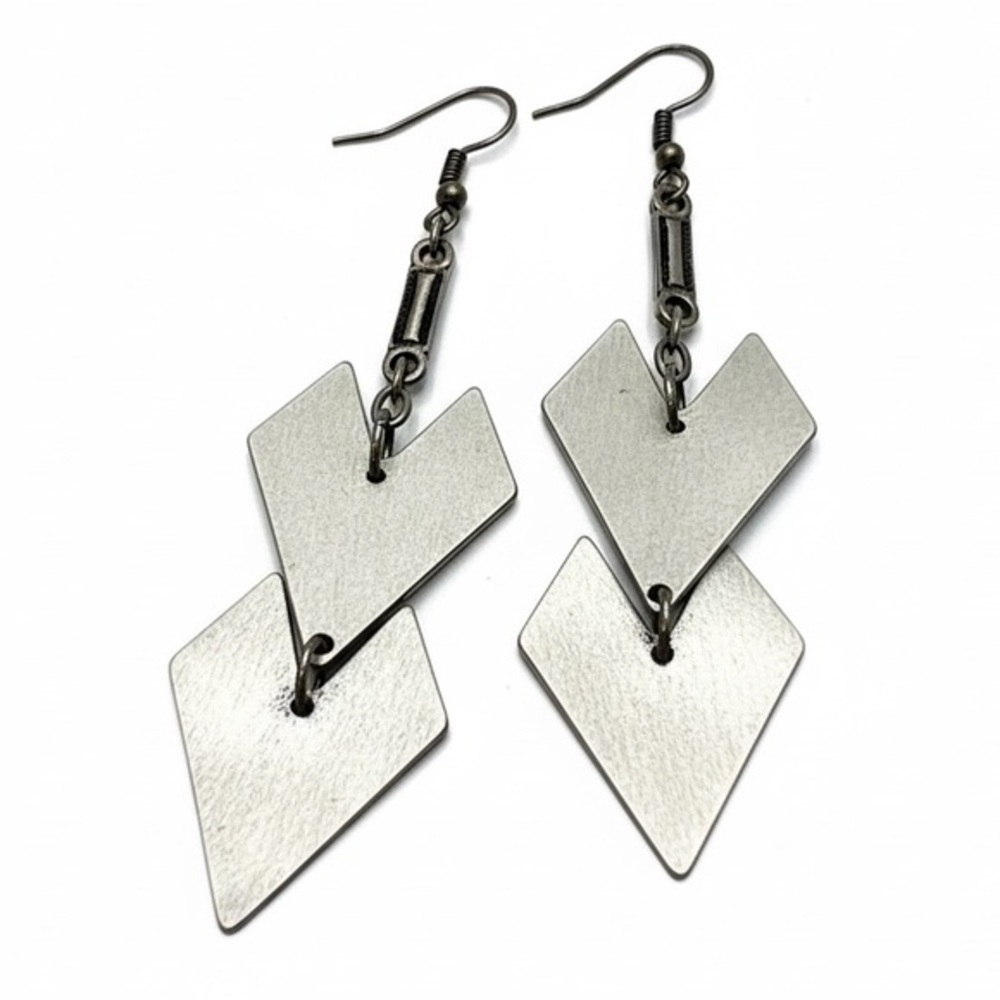 NWT Silver Geometric Linear Drop Earrings